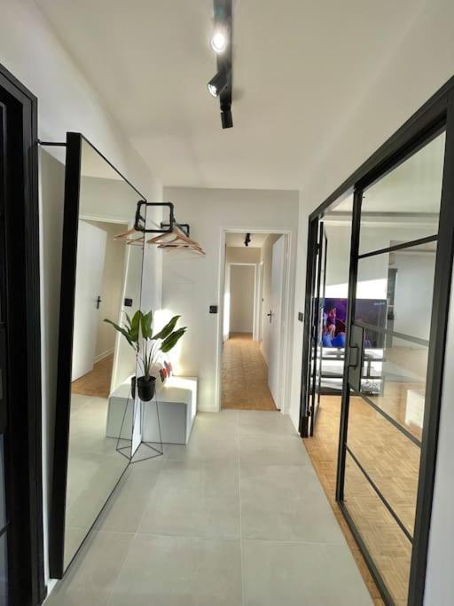 Magnifique Appartement Neuilly Sur Marne Entre Paris Et Disneyland Esterno foto