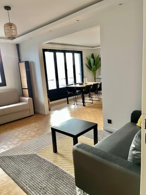 Magnifique Appartement Neuilly Sur Marne Entre Paris Et Disneyland Esterno foto