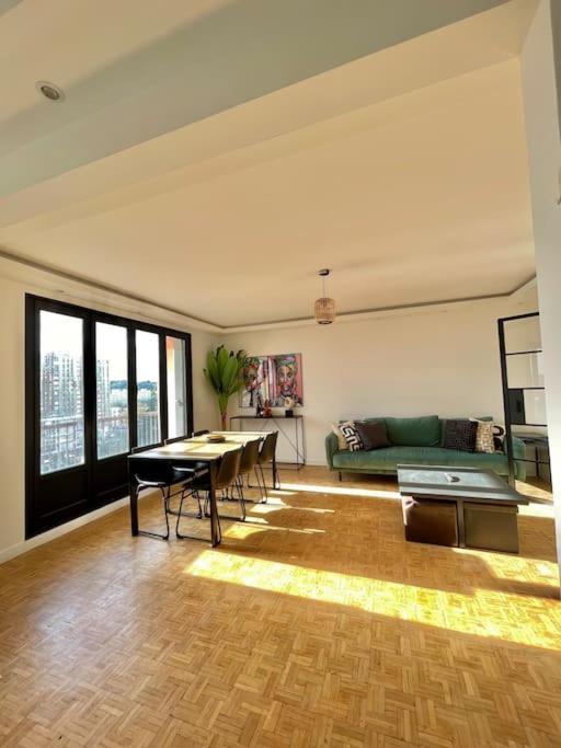 Magnifique Appartement Neuilly Sur Marne Entre Paris Et Disneyland Esterno foto