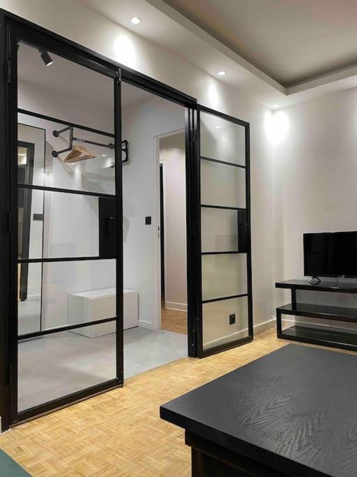 Magnifique Appartement Neuilly Sur Marne Entre Paris Et Disneyland Esterno foto