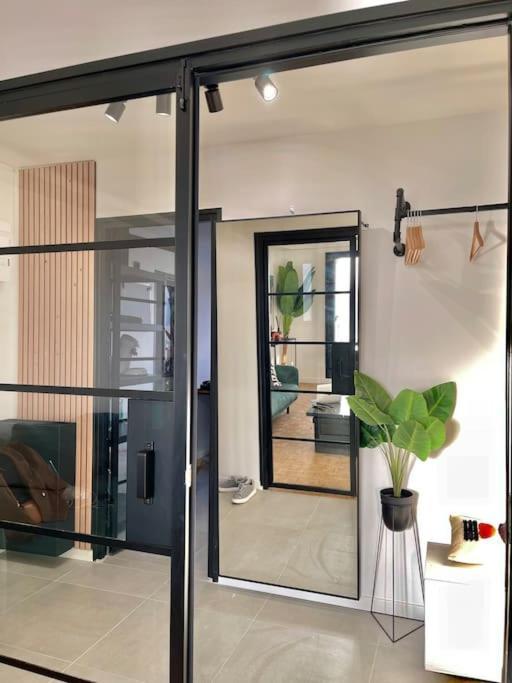 Magnifique Appartement Neuilly Sur Marne Entre Paris Et Disneyland Esterno foto